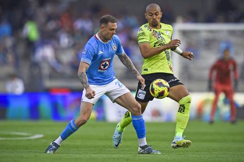 Una Máquina sin rumbo, entre silbidos, empata 1-1 ante Puebla